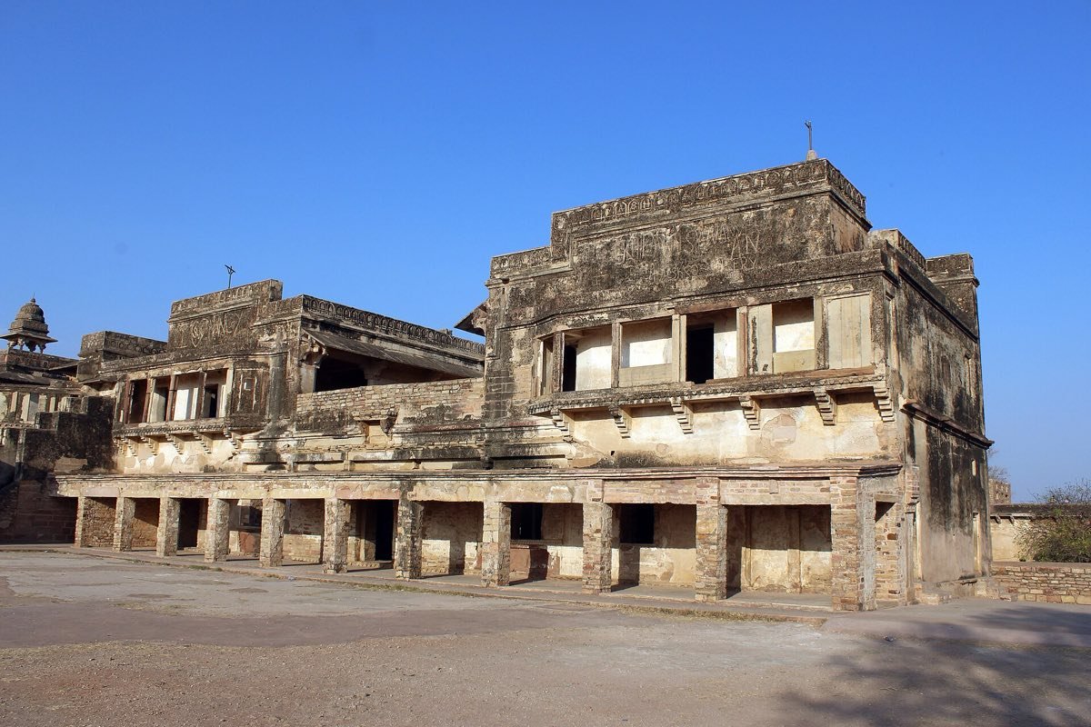 10N/11D Comprehensive Bundelkhand & Wildlife Tour - Palaces, Temples & Dual Tiger Reserves